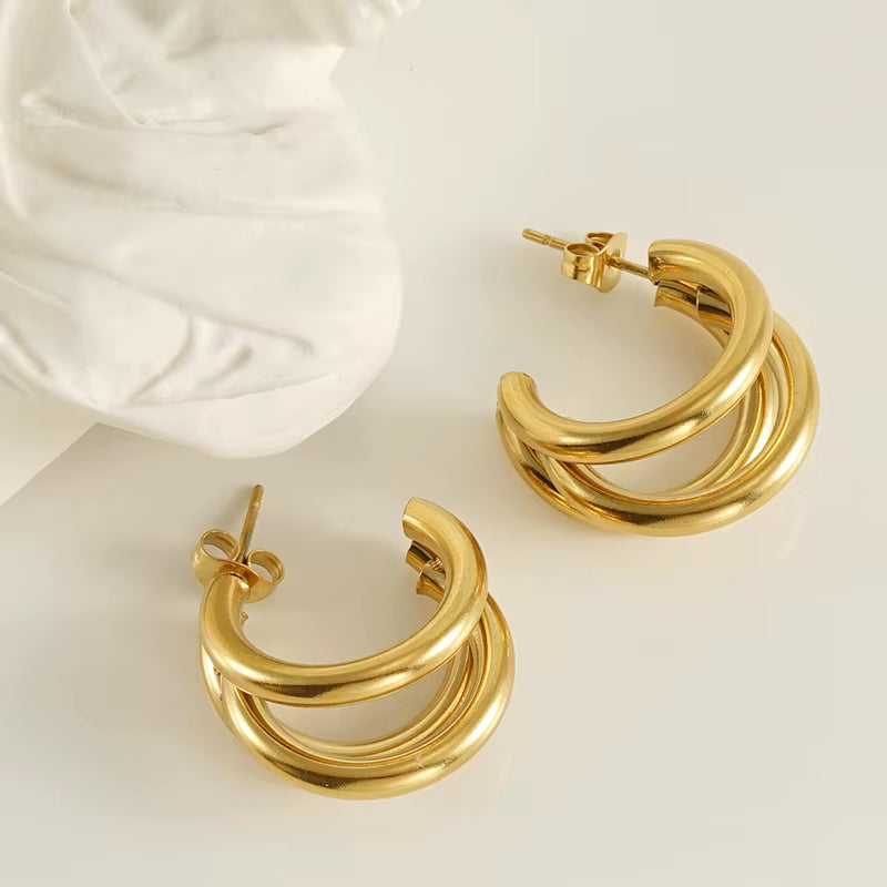 GleamSet™ 4-Piece Gold Claw Stud Earring Collection – Irresistibly Chic, Effortlessly Modern
