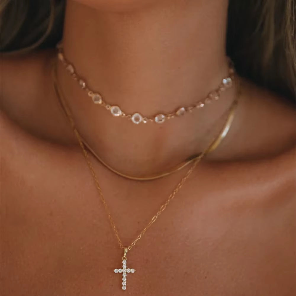 Hawaiian Hibiscus Flower Pendant Necklace – A Symbol of Love, Culture, and Beauty